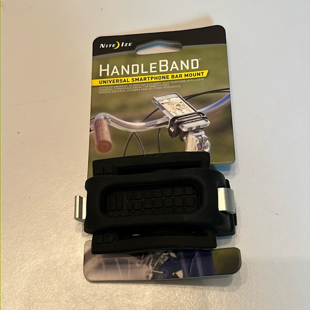 NEW Nite Ize HandleBand Universal Smartphone Bike Handlebar Mount